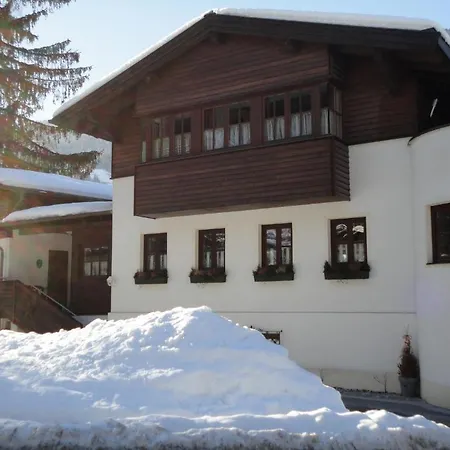 Alte Schmiede * バードガシュタイン